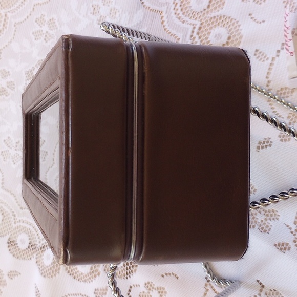 Watch Case - Picture 7 of 12